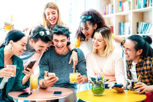 איך לייצר סרטונים ויראלים לרשתות החברתיות